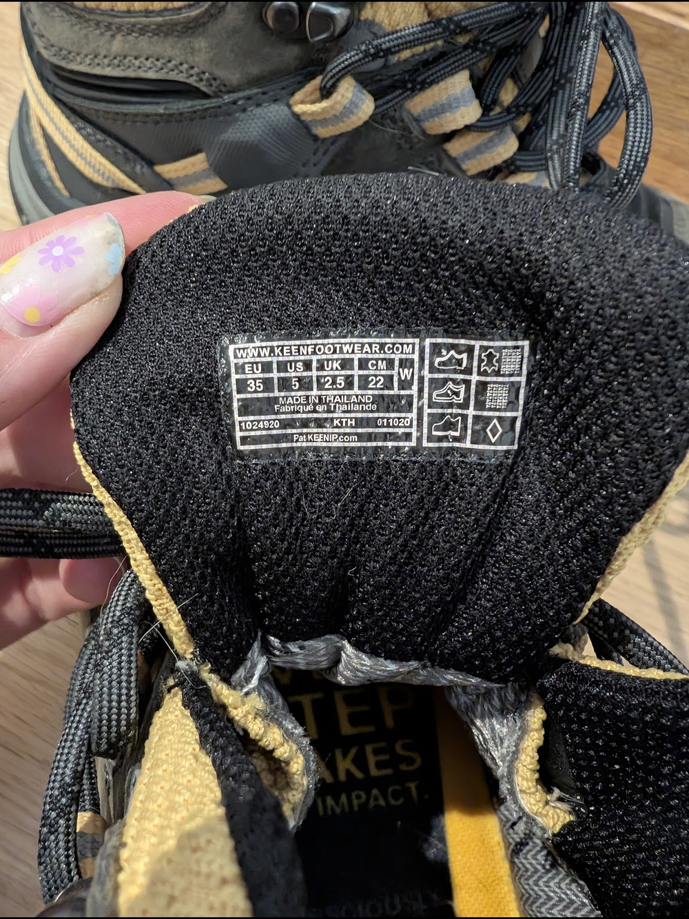 KEEN Kids Grey and Yellow Hiking Boots - Picture 6 of 7
